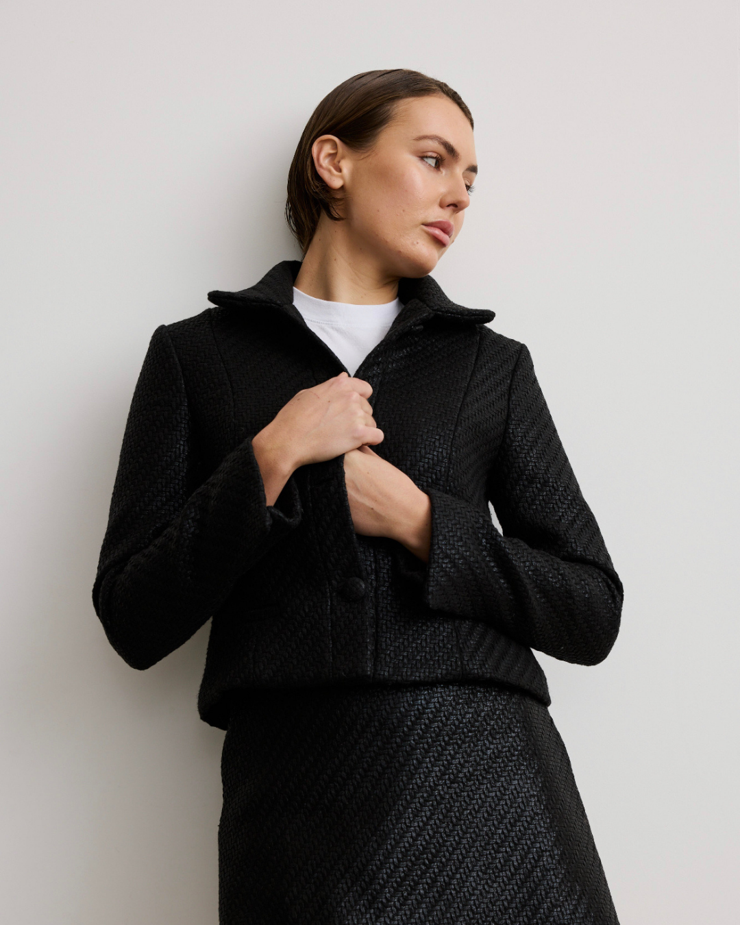 LOIRE TAILORED COATED WEAVE BLACK JACKET