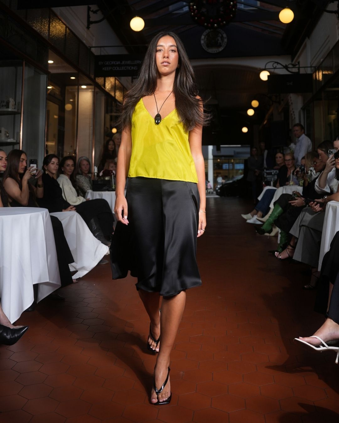 MON SILK SKIRT BLACK