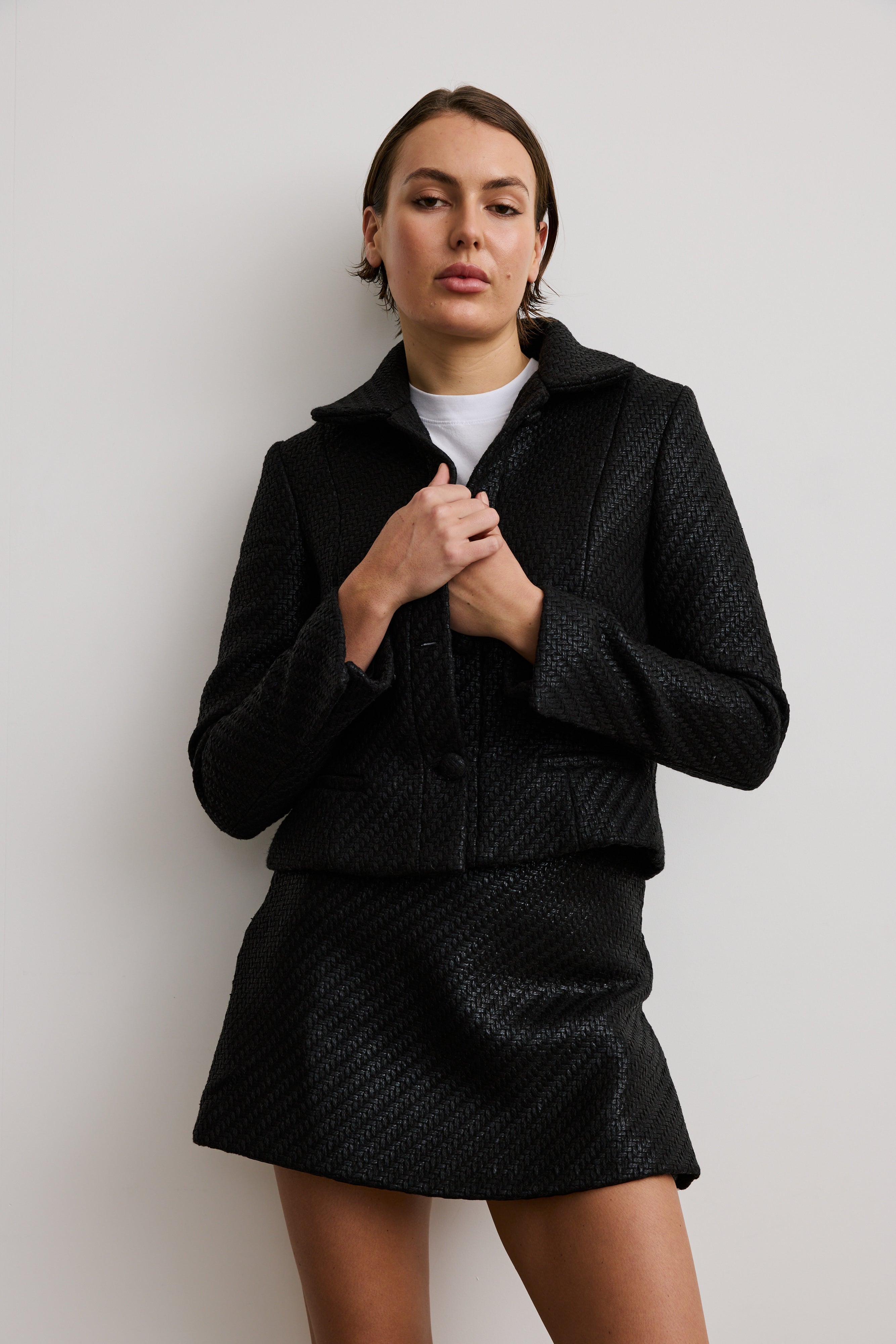 LOIRE TAILORED COATED WEAVE BLACK JACKET